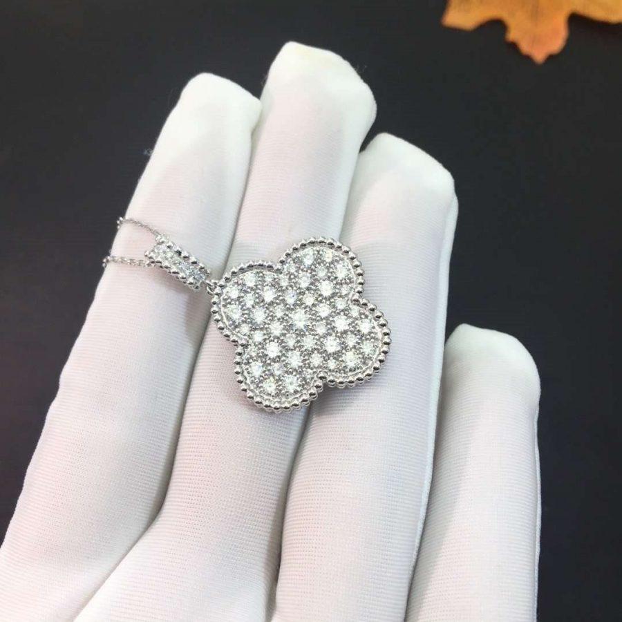 [Love More]CLOVER 25MM SILVER FULL DIAMOND BIG CLOVER NECKLACE